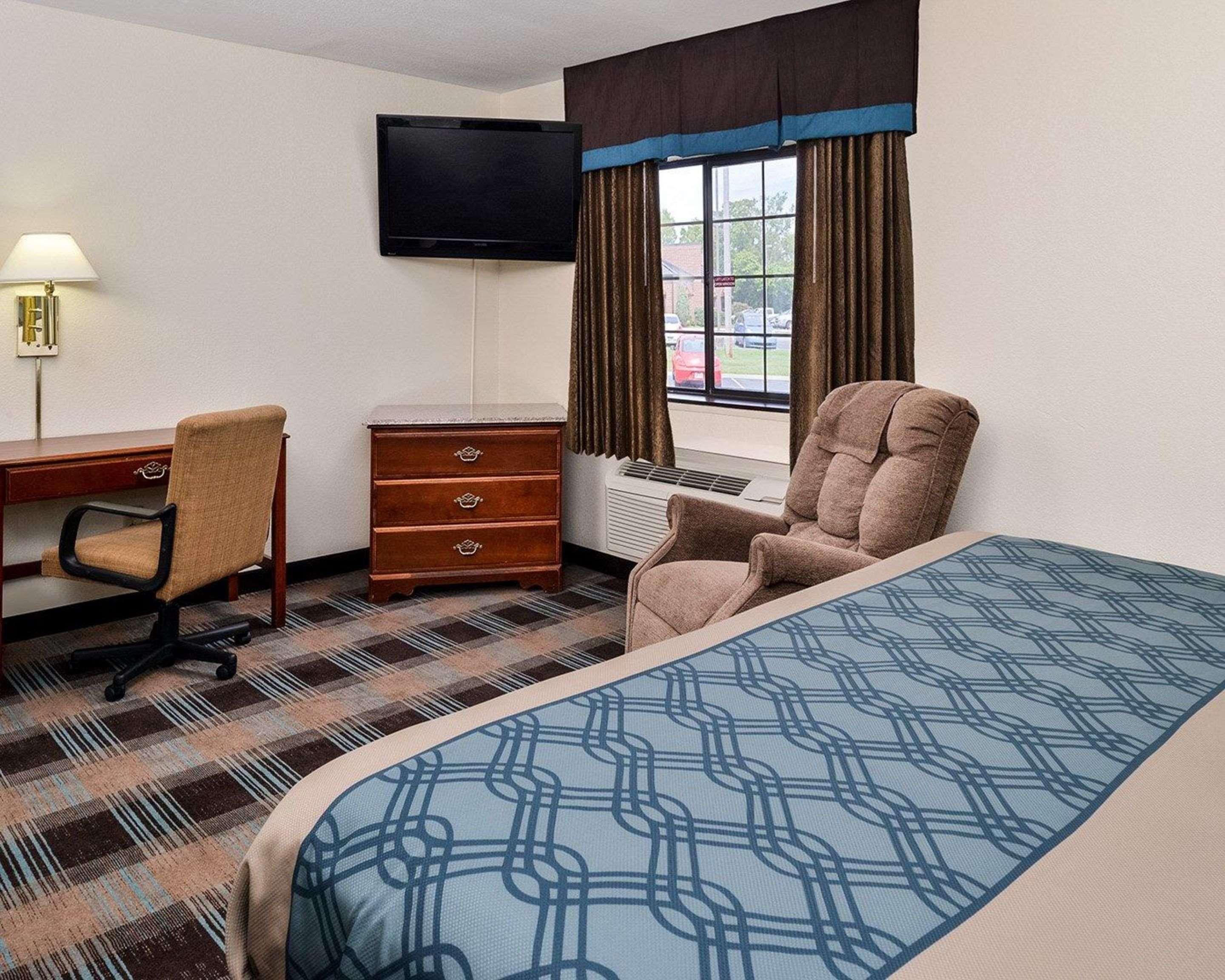 Econo Lodge Inn & Suites Shelbyville Zewnętrze zdjęcie