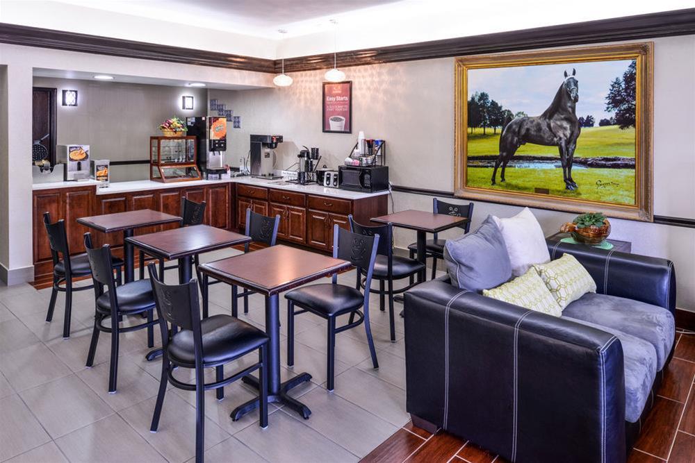 Econo Lodge Inn & Suites Shelbyville Zewnętrze zdjęcie