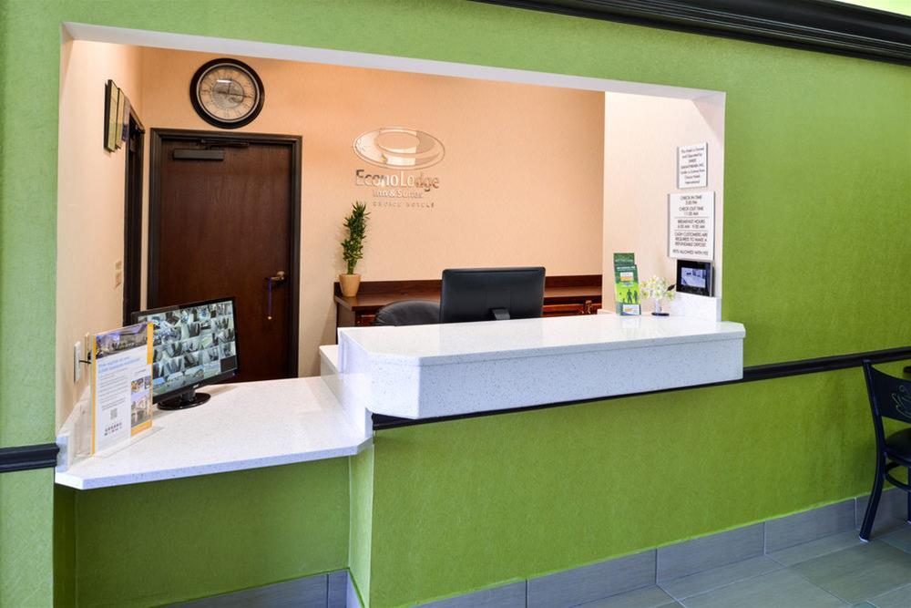 Econo Lodge Inn & Suites Shelbyville Zewnętrze zdjęcie